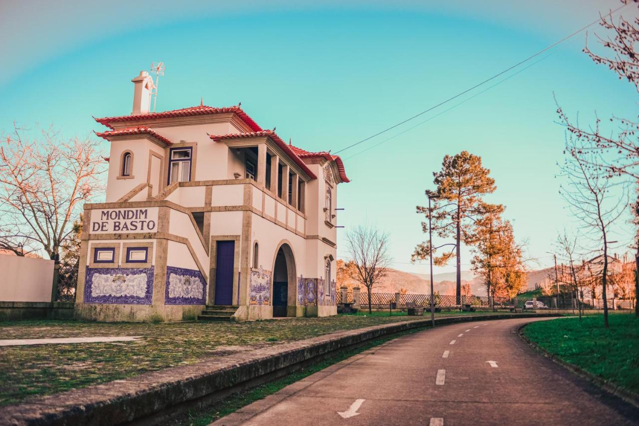 Estacao Ferroviaria De Mondim De Basto Hotell Celorico De Basto Exteriör bild